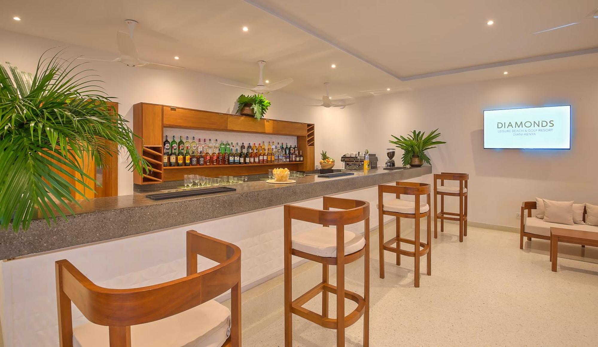 Diamonds Leisure Beach & Golf Resort Diani Beach Exterior photo Diamond Lounge at Male International Airport